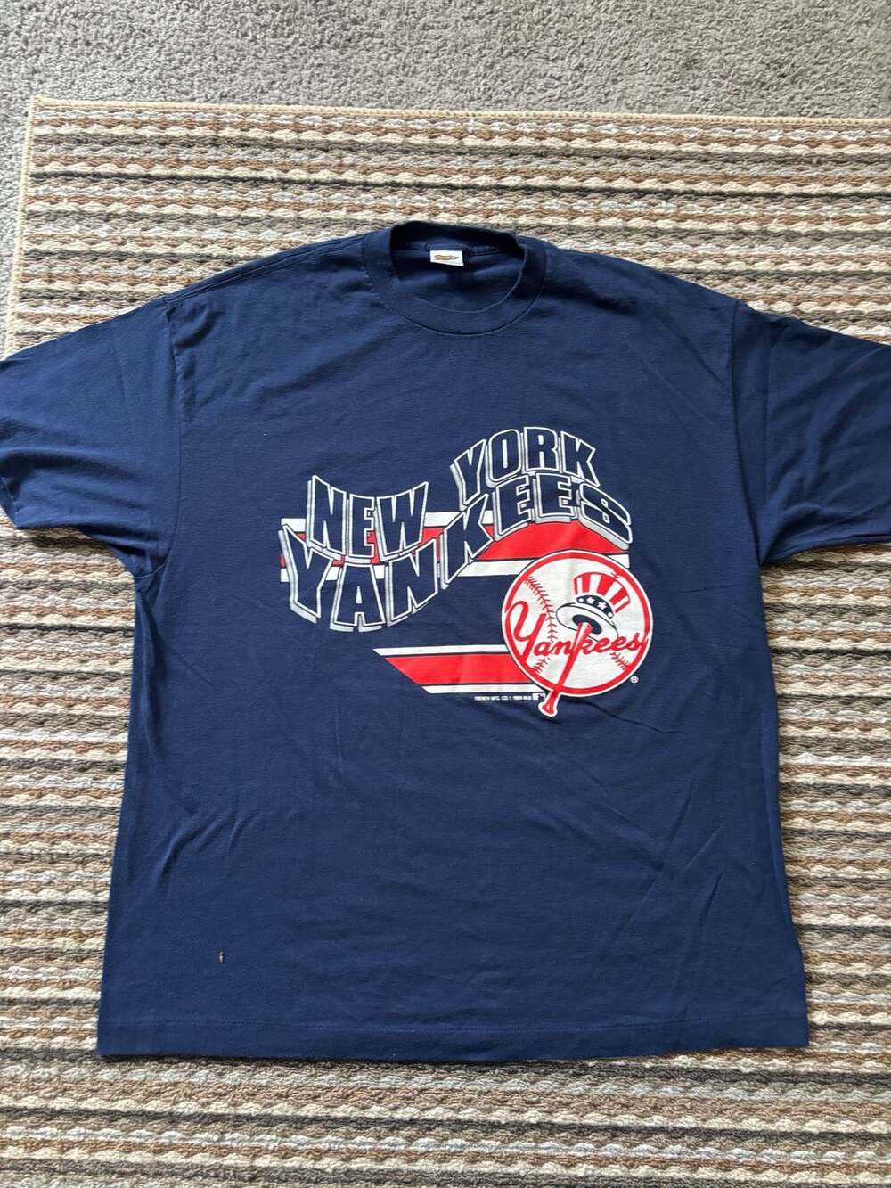 MLB New York Yankees Vintage 1995 Graphic T-Shirt Blue